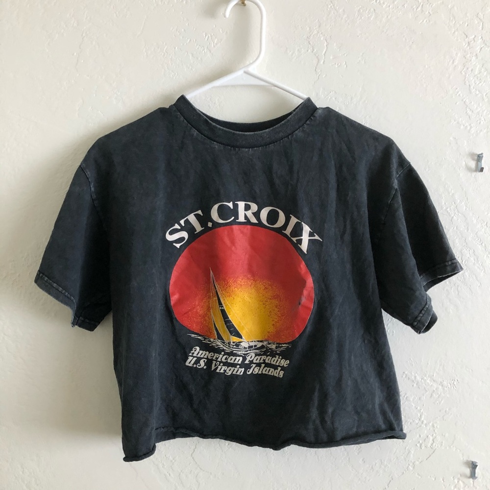 BM crop top